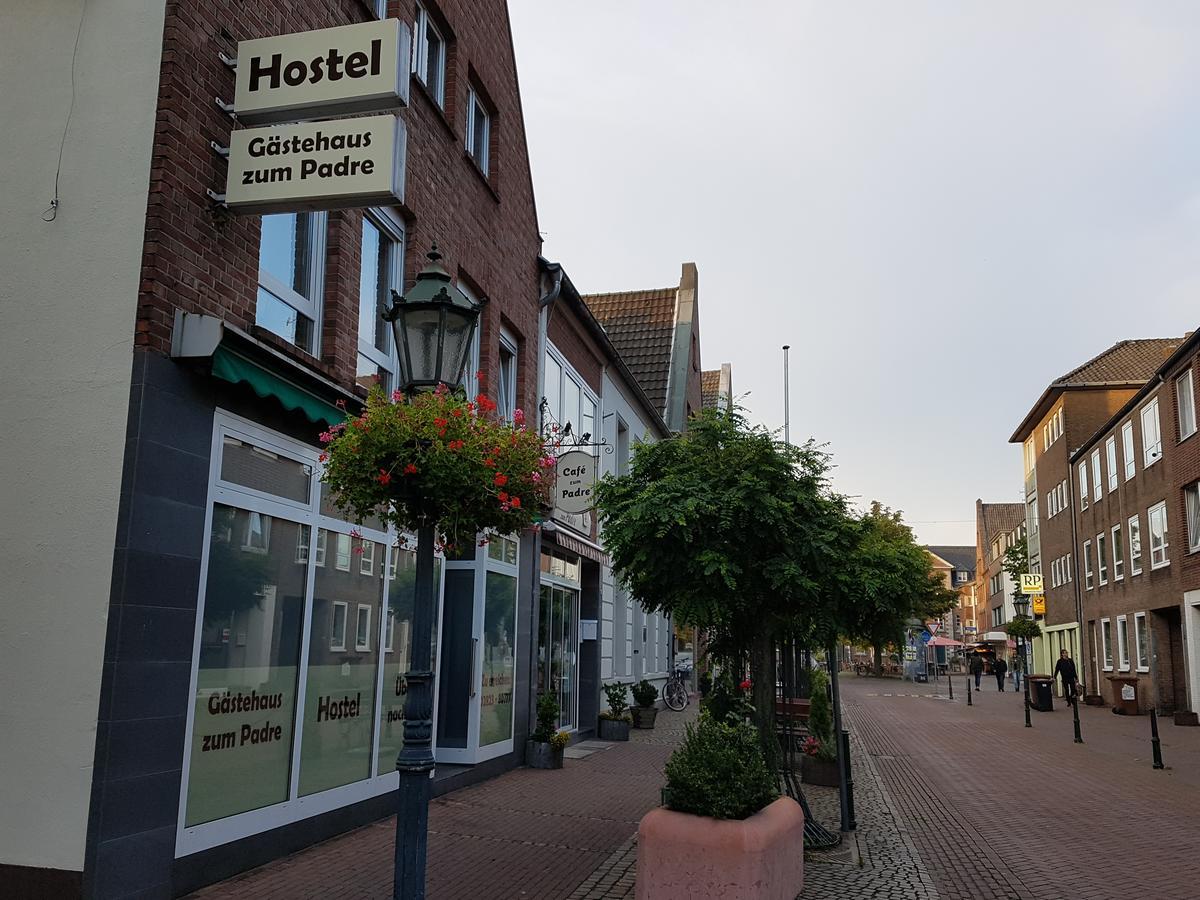 Hostel Gaestehaus Zum Padre Goch Exterior photo